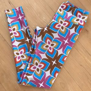 Gold sheep tile leggings